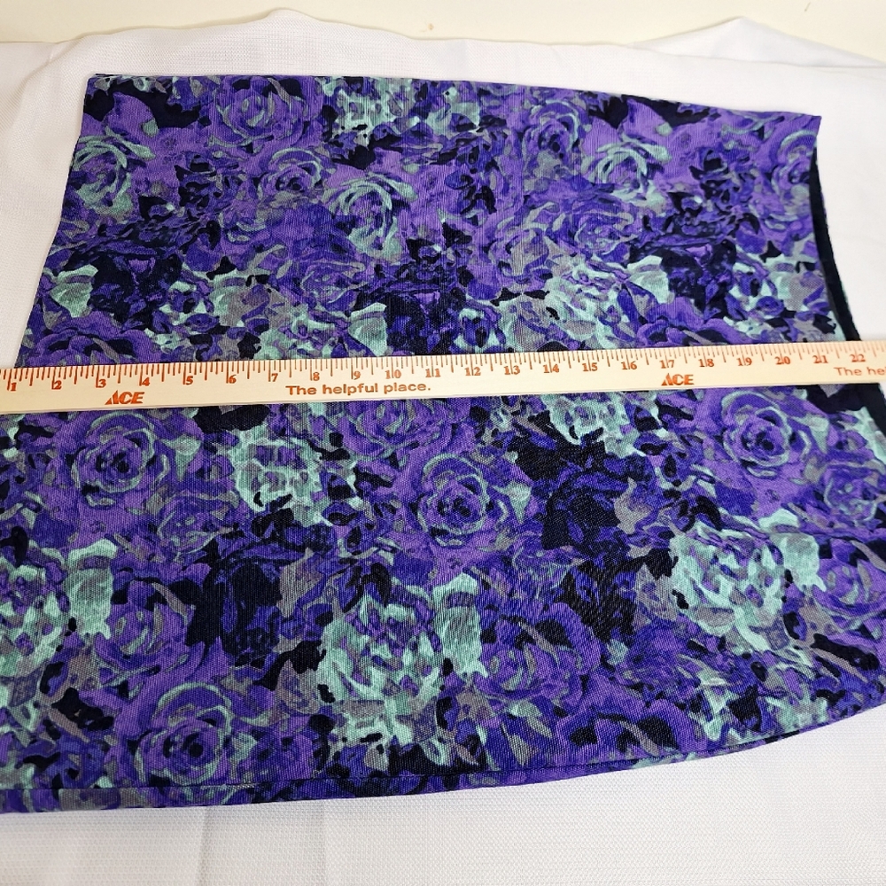 Talbots brand " The Color Purple in Floral" pencil skirt size 12p. - Picture 4 of 6